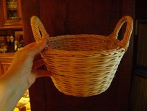 Beautiful Round Basket With Handles in Kingwood, Texas